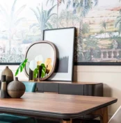 london-console-mirror